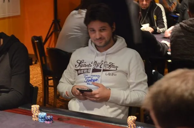 © 2026 Pokercity | Paul Valkenburg | 2014/12 - Venlo Poker Series - 700 eu Main Event Paul Valkenburg | 2014/12 - Venlo Poker Series - 700 eu Main Event