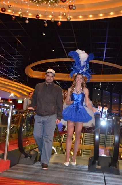Chaz Chattha op de roltrap | 2014/12 - Dutch Open - 1.500 eu Dutch Open Main Event