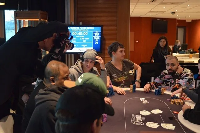 Finaletafel Valkenburg Main Event | 2014/12 - Valkenburg Poker Series - 700eu  NLHE Deepstack Main Event