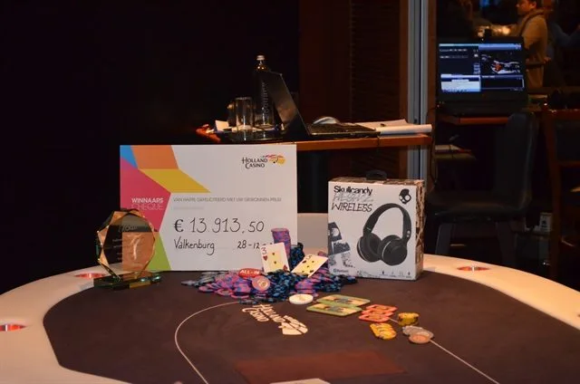 In afwachting van de winnaar | 2014/12 - Valkenburg Poker Series - 700eu  NLHE Deepstack Main Event