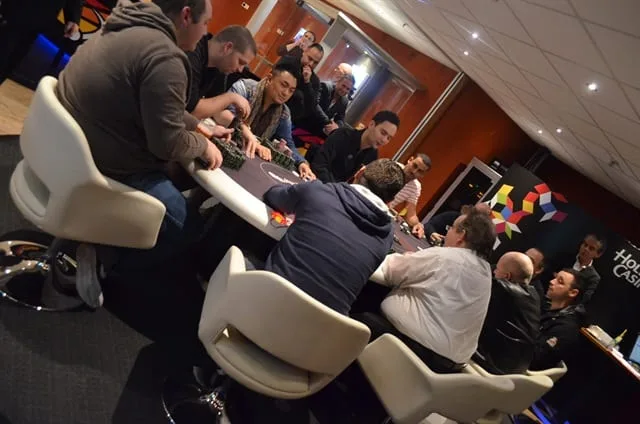 Overzicht finaletafel deepstack | 2014/12 - Valkenburg Poker Series - 300EU NLHE Deepstack - 