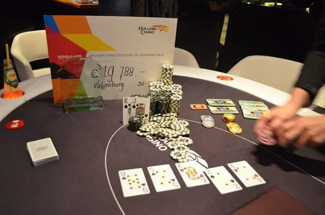 Het bord | 2014/12 - Valkenburg Poker Series - 300EU NLHE Deepstack - 