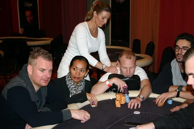 NULL | 2015/01 - Utrecht Poker Series - 1500 eu NLHE Highroller