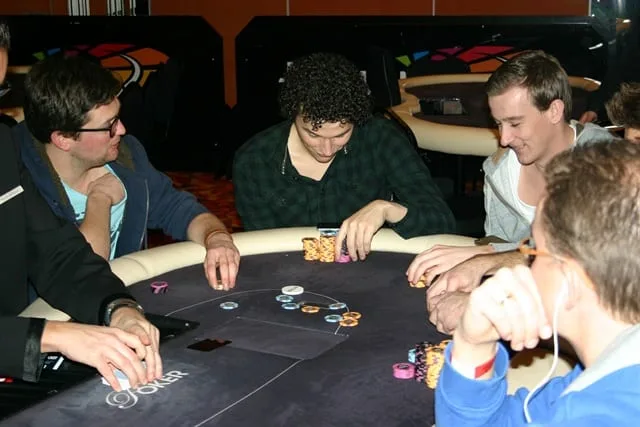 NULL | 2015/01 - Utrecht Poker Series - 1500 eu NLHE Highroller