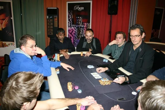 NULL | 2015/01 - Utrecht Poker Series - 1500 eu NLHE Highroller