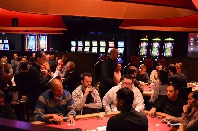 Toernooizaal speeldag 1A | 2015/03 - Rotterdam Poker Series - 1.000 eu Main Event 