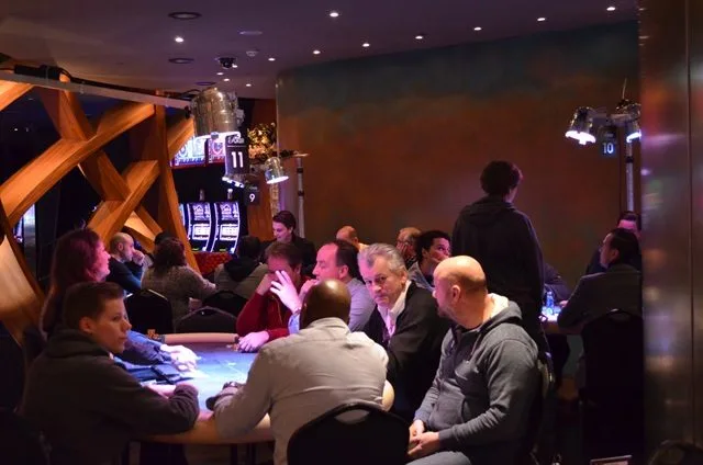 Toernooizaal speeldag 1A | 2015/03 - Rotterdam Poker Series - 1.000 eu Main Event 