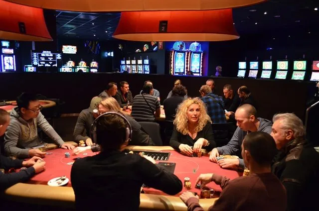 Tafel Kuan - Leida - De-Long | 2015/03 - Rotterdam Poker Series - 1.000 eu Main Event 