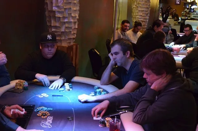 Tafel Van Eck-Alebregtse-De Vries | 2015/03 - Rotterdam Poker Series - 1.000 eu Main Event 