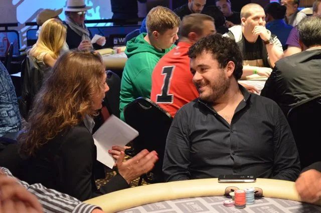© 2026 Pokercity | Anthony Zinno met Manon | 2015/05 - World Poker Tour Amsterdam - €3.300 WPT Main Event Anthony Zinno met Manon | 2015/05 - World Poker Tour Amsterdam - €3.300 WPT Main Event