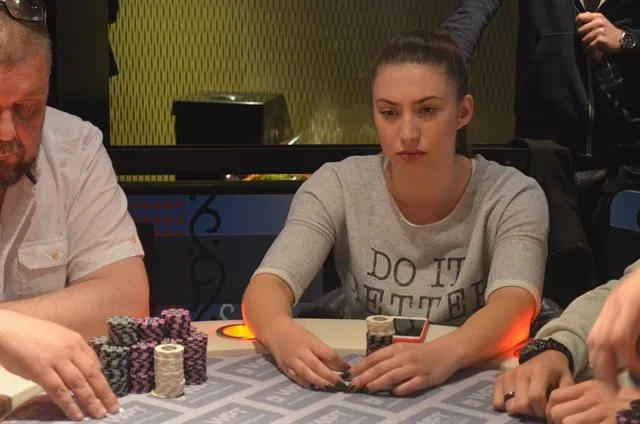 Ana-Maria Cosma | 2015/05 - World Poker Tour Amsterdam - €1.500 WPT Bigstack