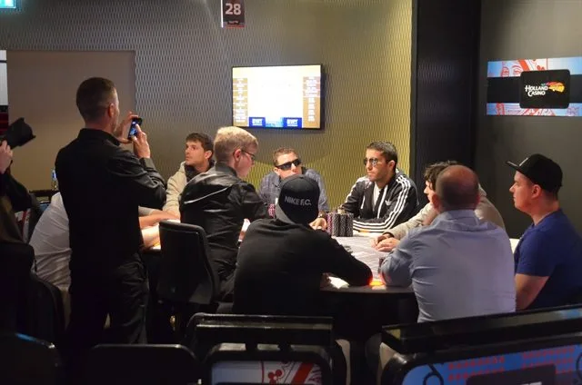 De finaletafel is begonnen | 2015/05 - World Poker Tour Amsterdam - €1.500 WPT Bigstack