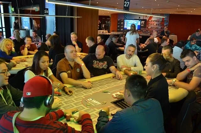 Tafel 27 | 2015/09 - WPTN Valkenburg - WPTN Valkenburg €750 Main Event - 
