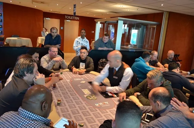 Tafel 30 | 2015/09 - WPTN Valkenburg - WPTN Valkenburg €750 Main Event - 
