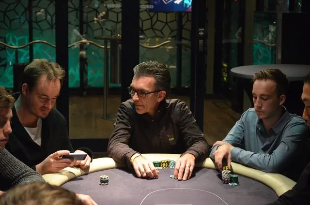 Brummel-Boer-Gieles | 2015/11 - Master Classics of Poker - Event 1: €1.500 NLHE Re-entry