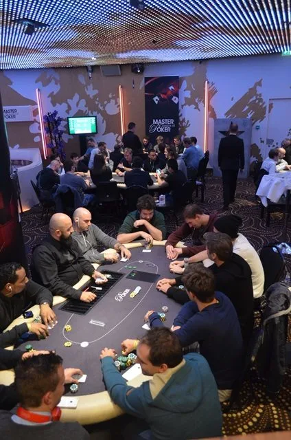 De benedenzaal | 2015/11 - Master Classics of Poker - Event 1: €1.500 NLHE Re-entry