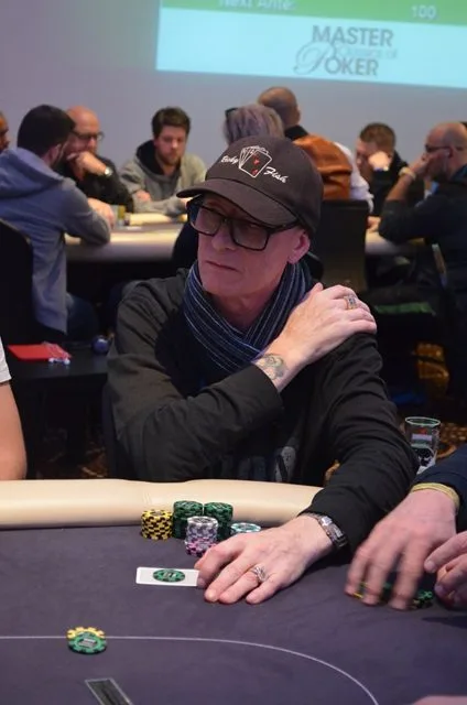 Richard Milne | 2015/11 - Master Classics of Poker - Event 1: €1.500 NLHE Re-entry