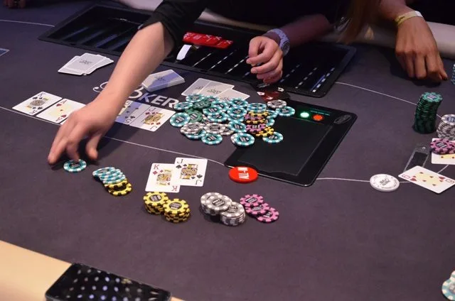Potje | 2015/11 - Master Classics of Poker - Event 1: €1.500 NLHE Re-entry