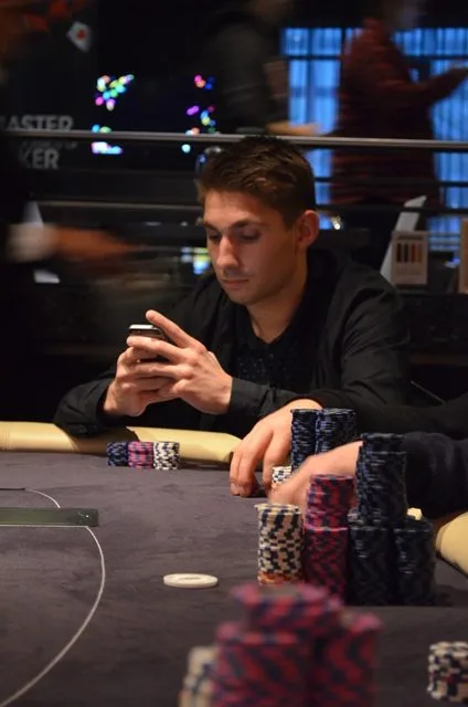 © 2026 Pokercity | Niels van Alphen | 2015/11 - Master Classics of Poker - Event 6: €4.000 Main Event Niels van Alphen | 2015/11 - Master Classics of Poker - Event 6: €4.000 Main Event