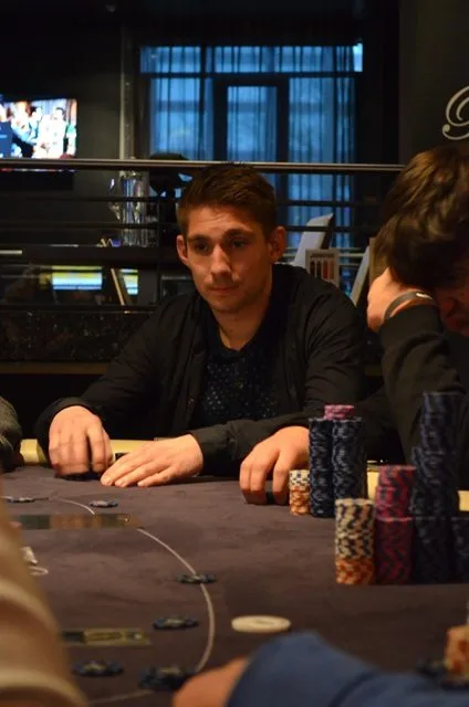 © 2026 Pokercity | Niels van Alphen | 2015/11 - Master Classics of Poker - Event 6: €4.000 Main Event Niels van Alphen | 2015/11 - Master Classics of Poker - Event 6: €4.000 Main Event