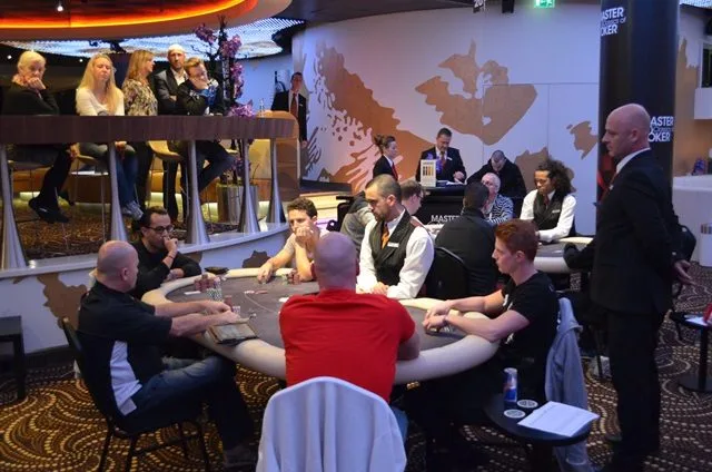 Laatste twee tafels | 2015/11 - Master Classics of Poker - Event 8: €700 NLHE 8-Max