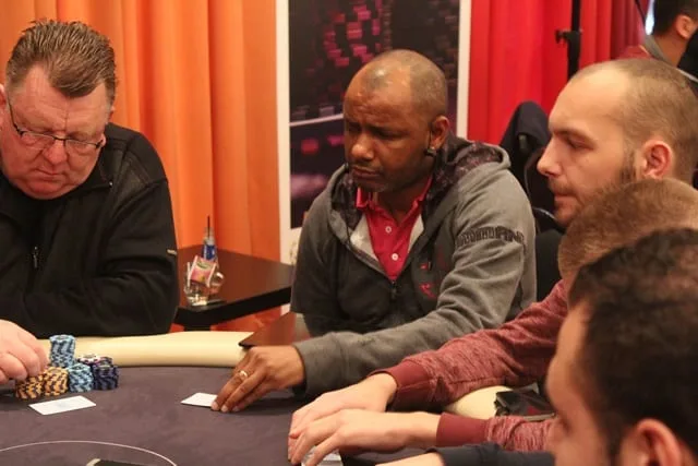 Olvedo Heinze | 2016/01 - Utrecht Poker Series - €700 NLHE Main Event - 
