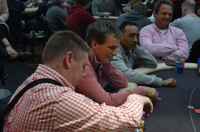 Spronk, Jansma en Somer | 2016/02 - Scheveningen Poker Series - €600 NLHE Main Event - 