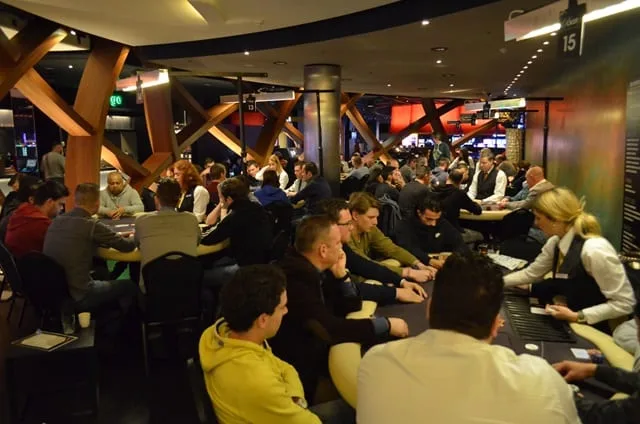Tafel 15 | 2016/02 - Rotterdam Poker Series - €300 NLHE Super Freeze-Out