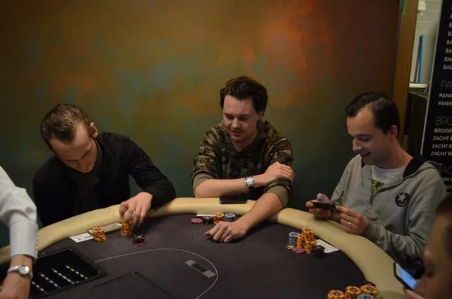 NULL | 2016/02 - Rotterdam Poker Series - €500 NLHE Progressive Bounty
