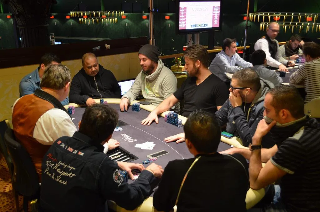 VePS Main Event - Tafel 14 | 2016/03 - Venlo Poker Series - €1.000 Main Event Re-entry