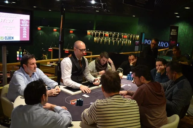 VePS Main Event - Tafel 15 | 2016/03 - Venlo Poker Series - €1.000 Main Event Re-entry