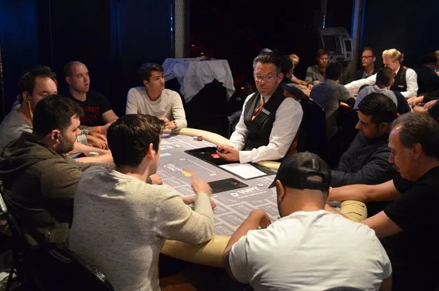 Tafel Post-Brummelhuis | 2016/05 - World Poker Tour Amsterdam - #4 WPT €3.000 WPT Main Event 