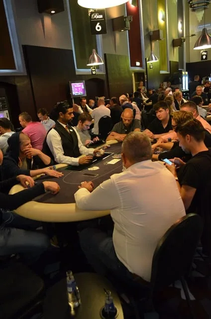 Tafel 6 | 2016/06 - Breda Poker Series - €700 NLHE Main Event