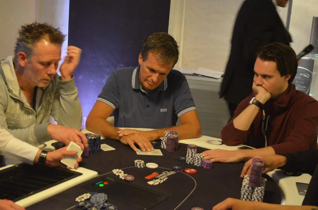 Gijsbrechts -Jansma - Kingma | 2016/06 - Breda Poker Series - €700 NLHE Main Event