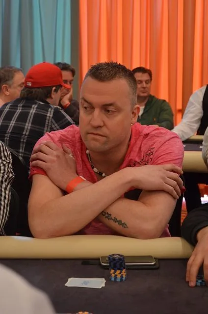 Mark Rink | 2016/07 - Utrecht Poker Series - €700 NLHE Main Event 
