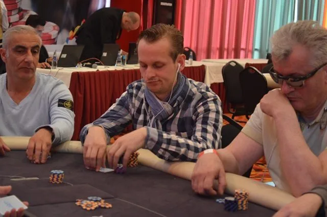 Wouter Beltz | 2016/07 - Utrecht Poker Series - €700 NLHE Main Event 