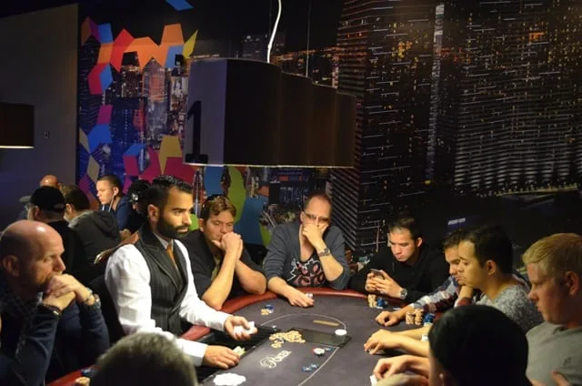 Tafel 1 | 2016/07 - Leeuwarden Poker Series - €300 NLHE Main Event Deepstack