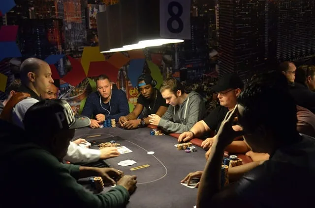 Tafel 8 | 2016/07 - Leeuwarden Poker Series - €300 NLHE Main Event Deepstack