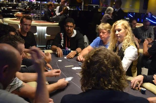 Tafel 6 | 2016/07 - Leeuwarden Poker Series - €300 NLHE Main Event Deepstack