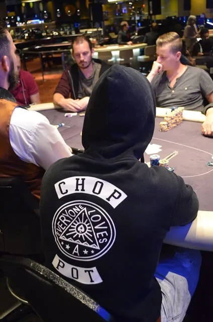 Kevin Paque - Chop pot! | 2016/07 - Leeuwarden Poker Series - €300 NLHE Main Event Deepstack
