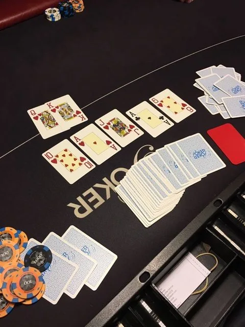 Royal Flush | 2016/07 - Leeuwarden Poker Series - €300 NLHE Main Event Deepstack