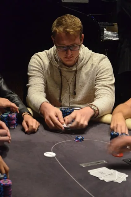 Maarten Linneman | 2016/07 - Leeuwarden Poker Series - €300 NLHE Main Event Deepstack