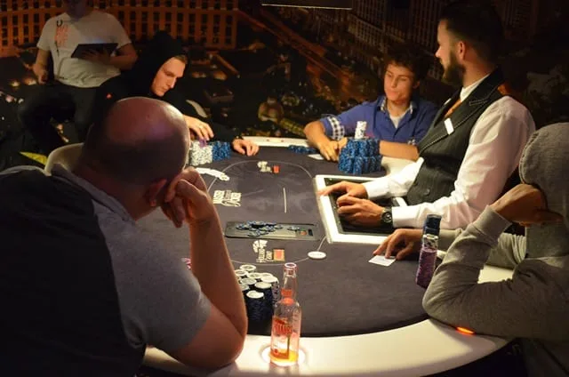 De laatste vier | 2016/07 - Leeuwarden Poker Series - €300 NLHE Main Event Deepstack