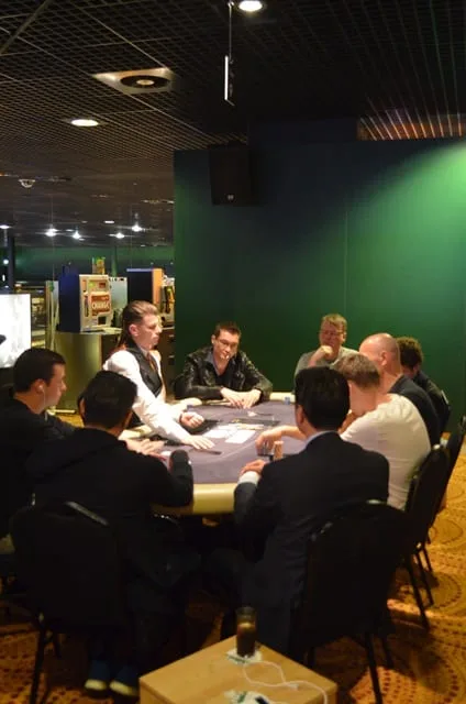 Tafel 9 | 2016/08 - Venlo Poker Series - €1.000 Main Event Re-entry