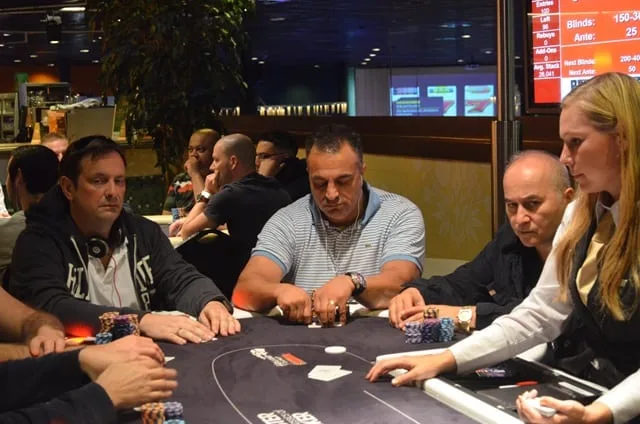 Amir Pahlawani | 2016/08 - Venlo Poker Series - €1.000 Main Event Re-entry