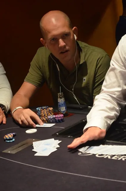 © 2026 Pokercity | Pieter de Korver | 2016/08 - Venlo Poker Series - €1.000 Main Event Re-entry Pieter de Korver | 2016/08 - Venlo Poker Series - €1.000 Main Event Re-entry