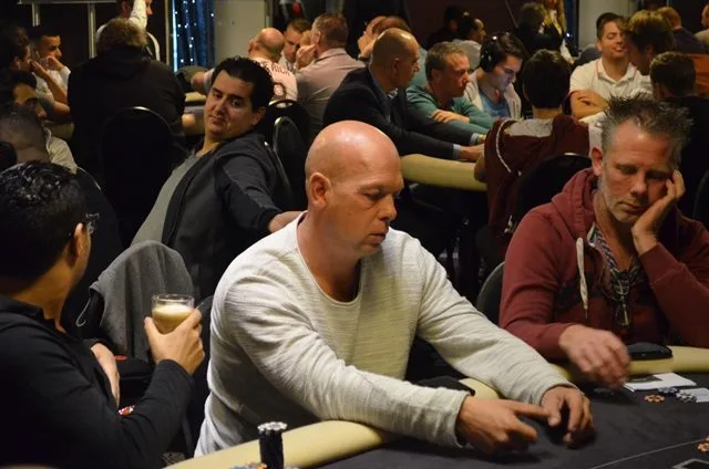 Peter Vreugdenhil | 2016/10 - Breda Poker Series - €700 NLHE Main Event