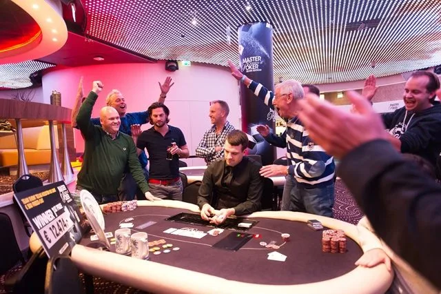 © 2026 Pokercity | Winnaars Team Event: Frans Snel & Peter Wouters | 2016/11 - Master Classics of Poker - #9 €500 Team Event 100 teams (2 players) Winnaars Team Event: Frans Snel & Peter Wouters | 2016/11 - Master Classics of Poker - #9 €500 Team Event 100 teams (2 players)
