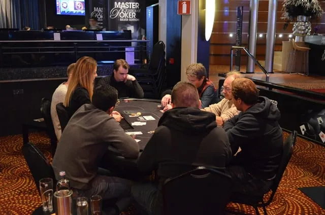NULL | 2016/11 - Master Classics of Poker - #17 €10.000 High Roller 8-Max Re-entry