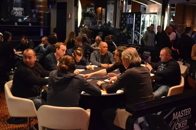 NULL | 2016/11 - Master Classics of Poker - #17 €10.000 High Roller 8-Max Re-entry